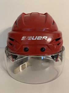 Хоккейный шлем BAUER (1 фото из 3)