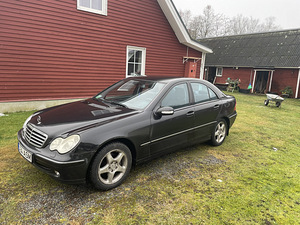 Mercedes benz c 200 kompressor avantgarde(müük,vahetus) (3 foto / 10)
