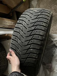 Оригинальные 18" шины Audi+диски, зимние (5 фото из 5)