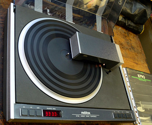 Виниловый проигрыватель Revox B790, граммофон, проигрыватель (4 фото из 4)