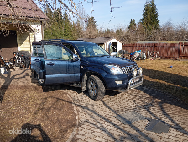 Toyota Land Cruiser 120