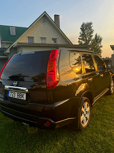 Nissan X-Trail 2.0 104kW (3 foto / 9)