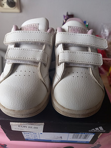 Tossud ADIDAS r.23 (6 foto / 6)