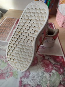 Adidase tossud r.24 (4 foto / 7)