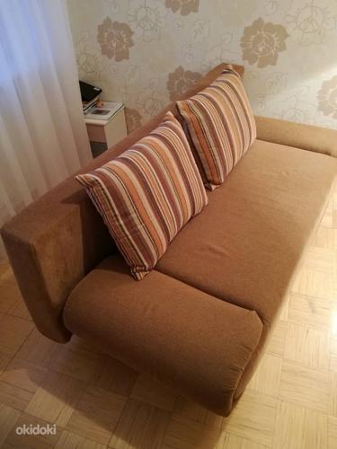 Большой диван-кровать с ящиком для белья (фото #1)