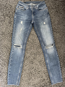 Calvin Klein teksad (1 foto / 3)