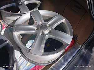 Audi veljed R18 (2 foto / 2)