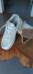 New balance tossud sneakers (2 foto / 5)