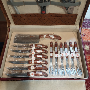 Nugade komplekt Royalty Line Switzerland (2 foto / 5)