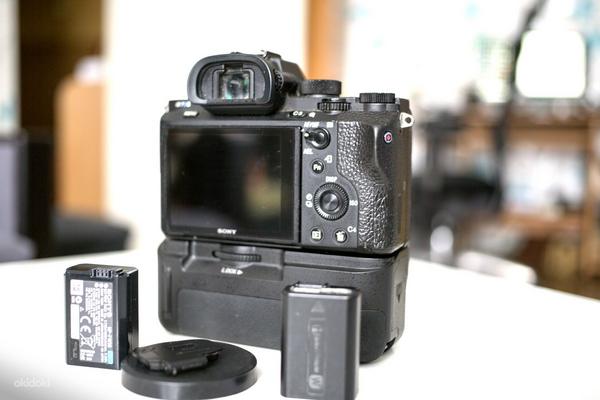 Sony 7S II+ SONY FE 28–70 mm OSS Zoom (SEL2870) (фото #1)