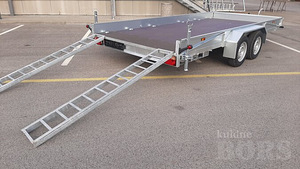 MÜÜA UUS AUTOTREILER 2*4.45 M PIDURITEGA KANDEJÕUGA 2000KG (3 foto / 5)