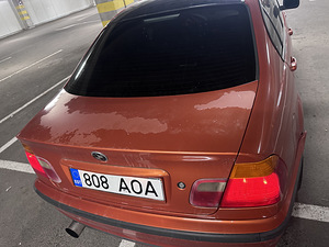 BMW 318i V8 manuaal (8 foto / 10)