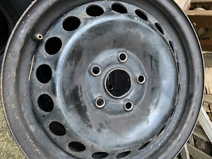 15" volkswagen/audi originaal plekkveljed 5x112 (1 foto / 5)