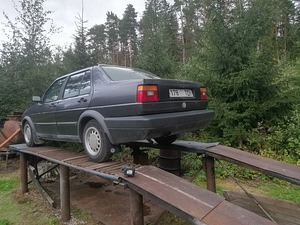 Volkswagen Jetta (2 foto / 4)