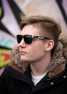 Quiksilver päikeseprillid (8 foto / 10)
