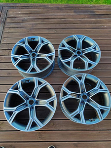 Оригинальные легкосплавные диски kia Stinger R19 5x114,3 (1 фото из 1)