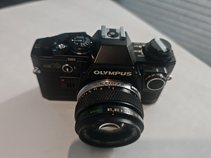 OLYMPUS OM-10 (3 фото из 3)