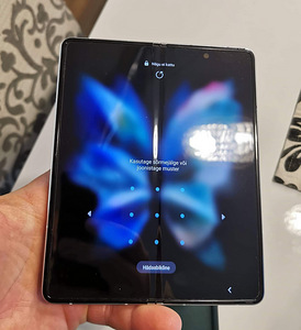 Samsung z fold 3 очень хороший серебристый 256gb (4 фото из 4)