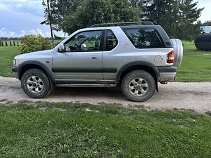 Opel frontera (3 foto / 4)