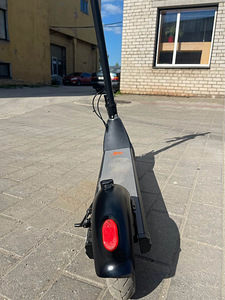 UUS!Elektriline tõukeratas Kugoo Kirin S4, must/punane (6 foto / 7)
