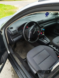Audi a4 (4 foto / 6)