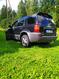 Ford Maverick (4 фото из 8)