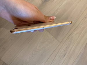 Müüa Iphone 8 64GB (2 foto / 6)