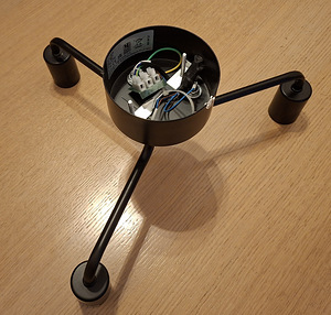 Laelamp Avery 3 x 60W (2 foto / 3)