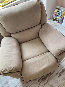 Tugitool recliner/ кресло реклайнер (2 фото из 8)
