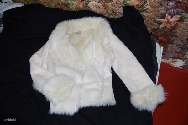 Продам зимнюю куртку (фото #3)