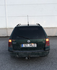 Müüa/Vahetada Volkswagen Golf 4 Variant 1.9 85kw (2 foto / 8)