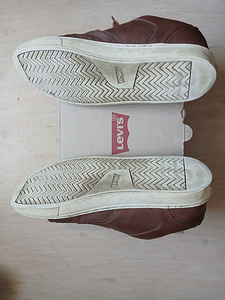 Кеды Levi’s® (2 фото из 3)