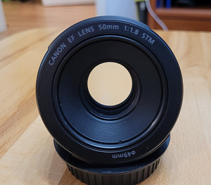 Canon EF 50mm F/1.8 (3 foto / 3)