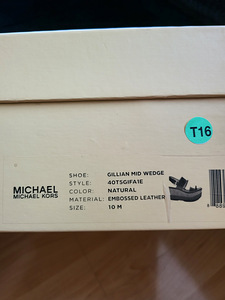 MICHAEL KORS - размер 40,5 (4 фото из 4)