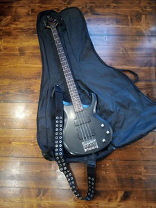 Бас-гитара Ibanez BTB200 Black (4 фото из 5)