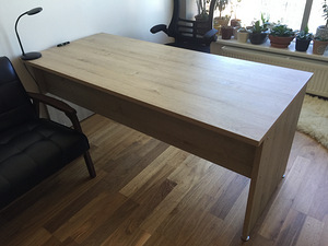 Suur laud (kirjutuslaud, kontorilaud, arvutilaud) (5 foto / 7)