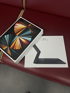 Apple iPad Pro 12,9 2021 (128 GB) WiFi + Cellular (4 foto / 4)
