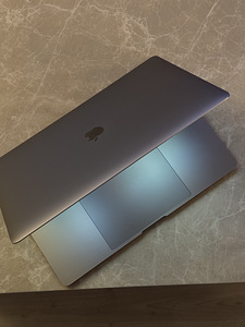 MacBook Pro 2019 "15" (3 фото из 6)