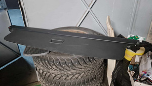 Volvo XC60 pagasiruumi kardin (1 foto / 4)
