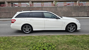 Mercedes-Benz E250CDI 4MATIC 150KW S212 (7 foto / 15)