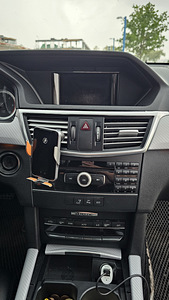Mercedes-Benz E250CDI 4MATIC 150KW S212 (14 foto / 15)