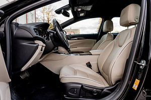 Opel Insignia OPC Line 2.0 125kW (5 foto / 11)