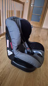 Автокресло Maxi-Cosi (3 фото из 4)