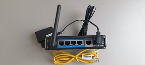 RUUTER D-LINK DIR-300 (3 foto / 4)