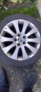 Оригинальные диски 5x112 R17 Skoda + шины (1 фото из 7)