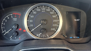 Toyota Corolla Hybrid 2020a. (7 foto / 7)