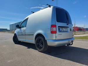VW CADDY 1,6TDI 75KW DSG7 (3 foto / 8)