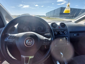 VW CADDY 1,6TDI 75KW DSG7 (6 foto / 8)