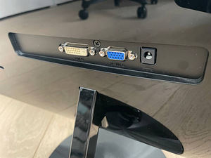 Monitor Phiilips 247EL, 24", 60Hz (2 foto / 3)