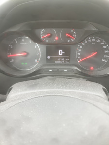Opel crossland x (7 foto / 8)